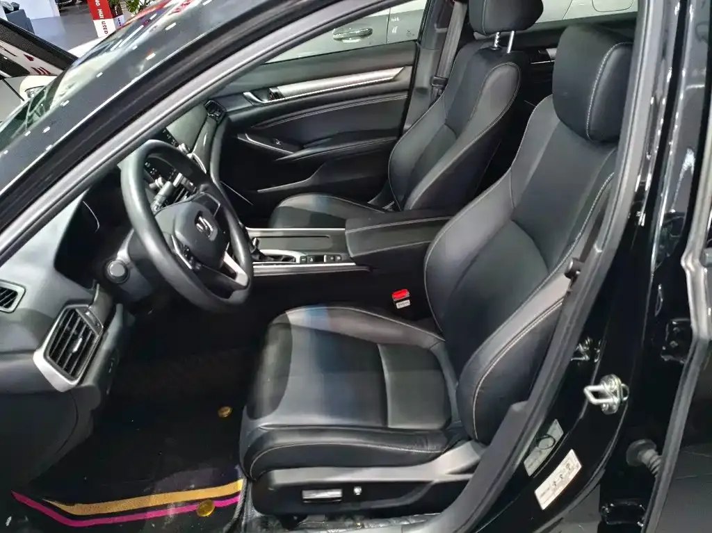 Honda Inspire — фото 6
