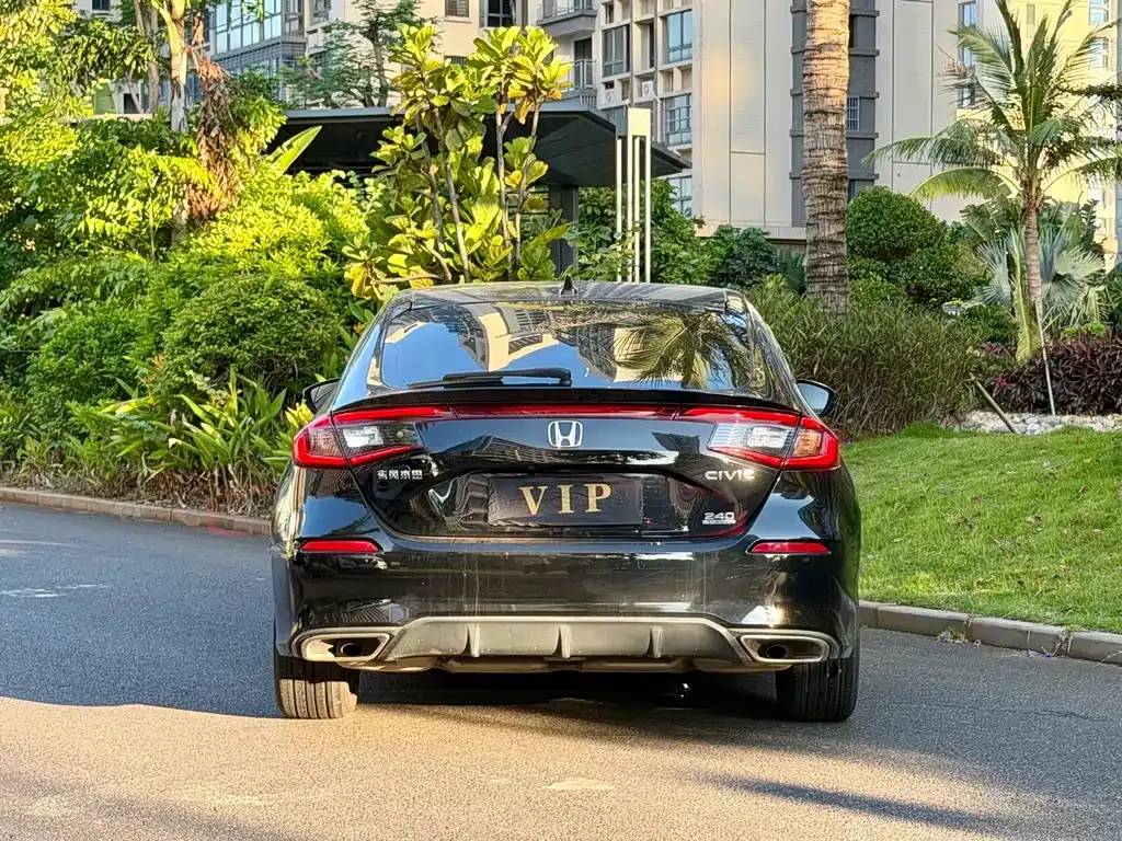 Honda Civic — фото 8