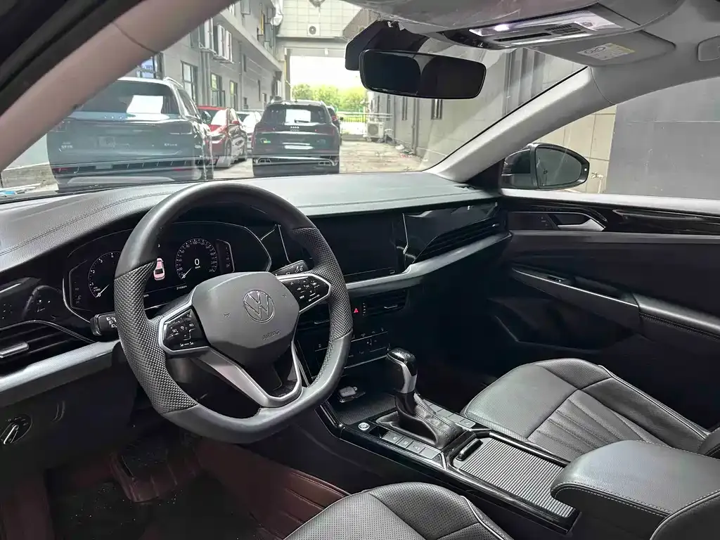 Volkswagen Passat — фото 6