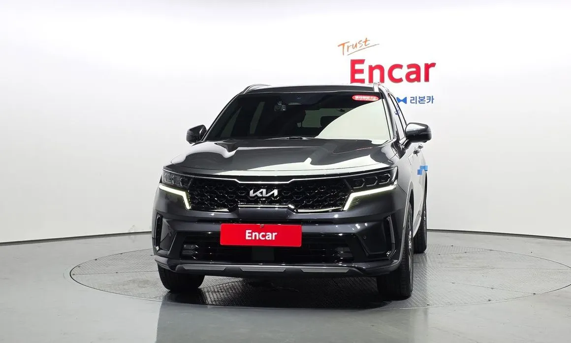 Kia Sorento — фото 6