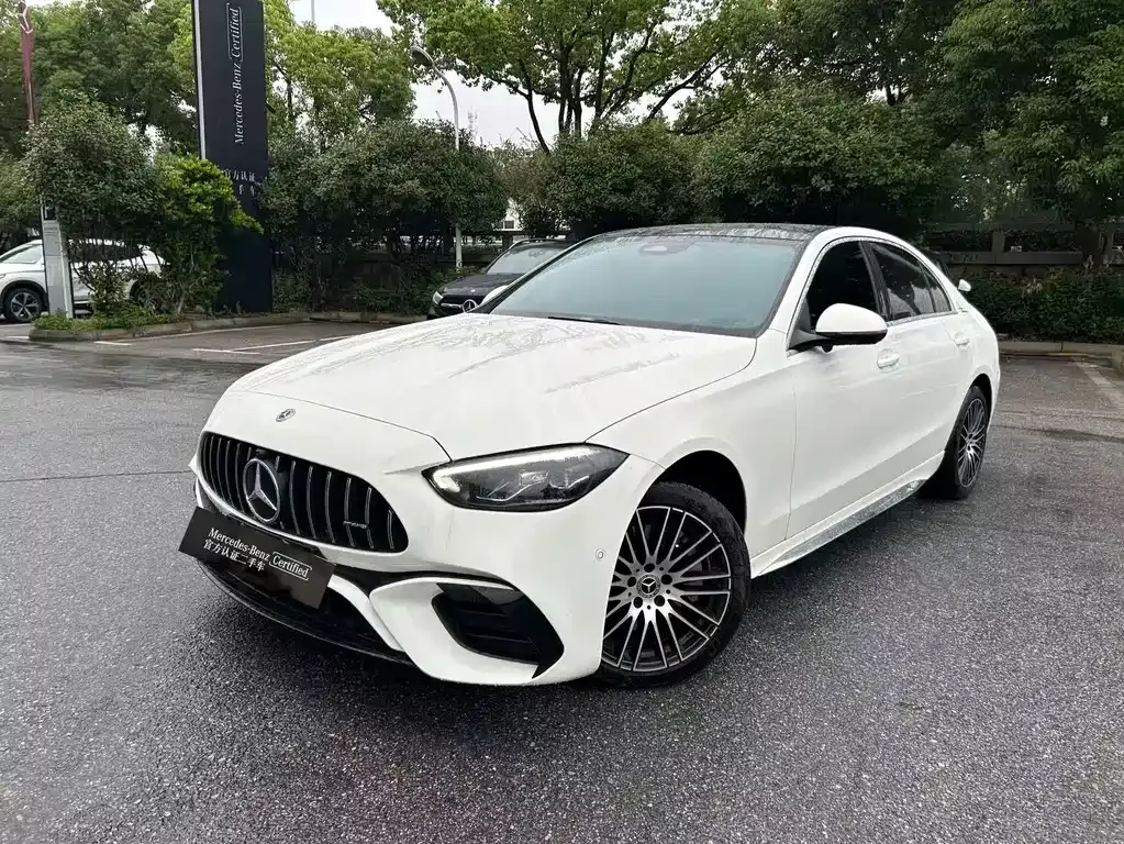Mercedes-Benz C-Class — фото 1