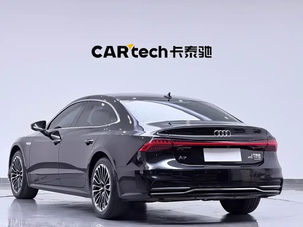 Audi A7L — фото 4