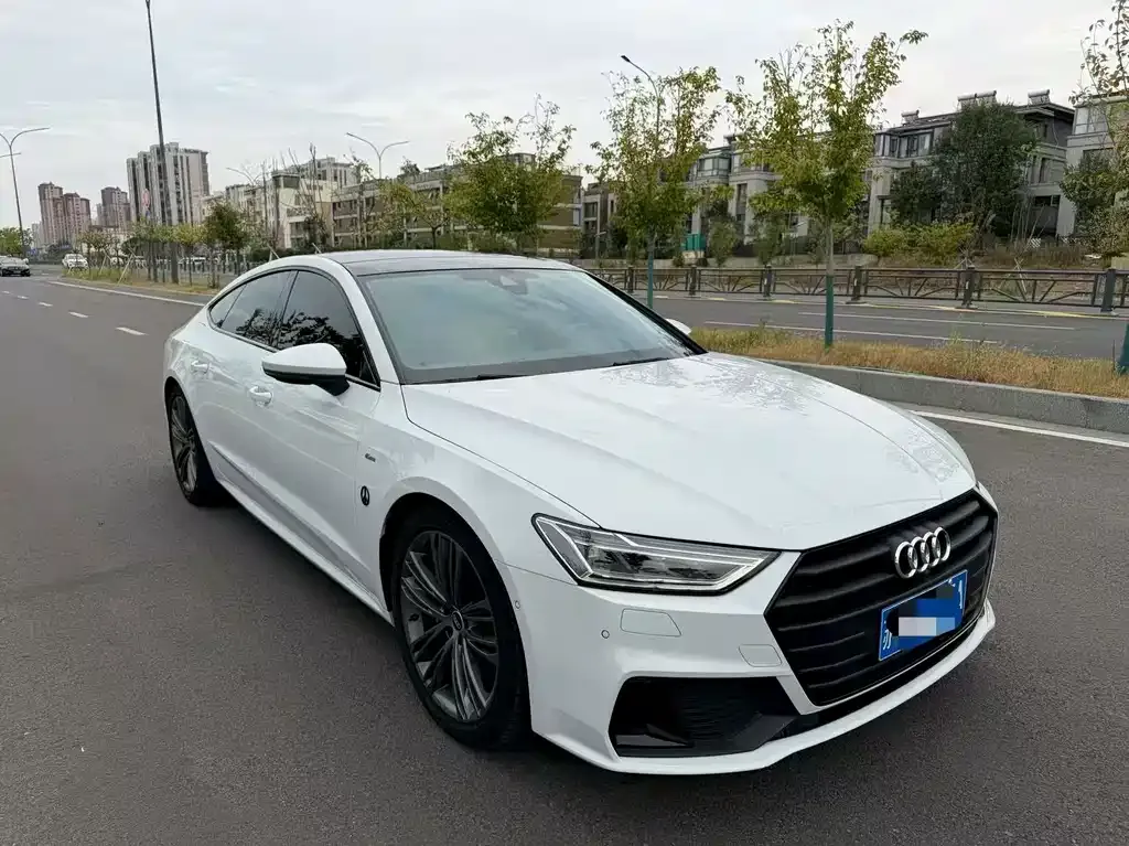 Audi A7 — фото 7