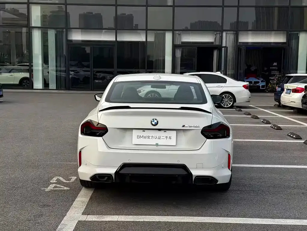 BMW M240i — фото 3