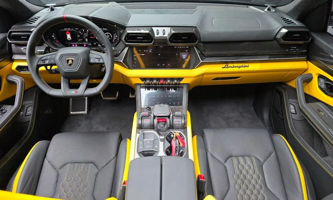 Lamborghini Urus — фото 2