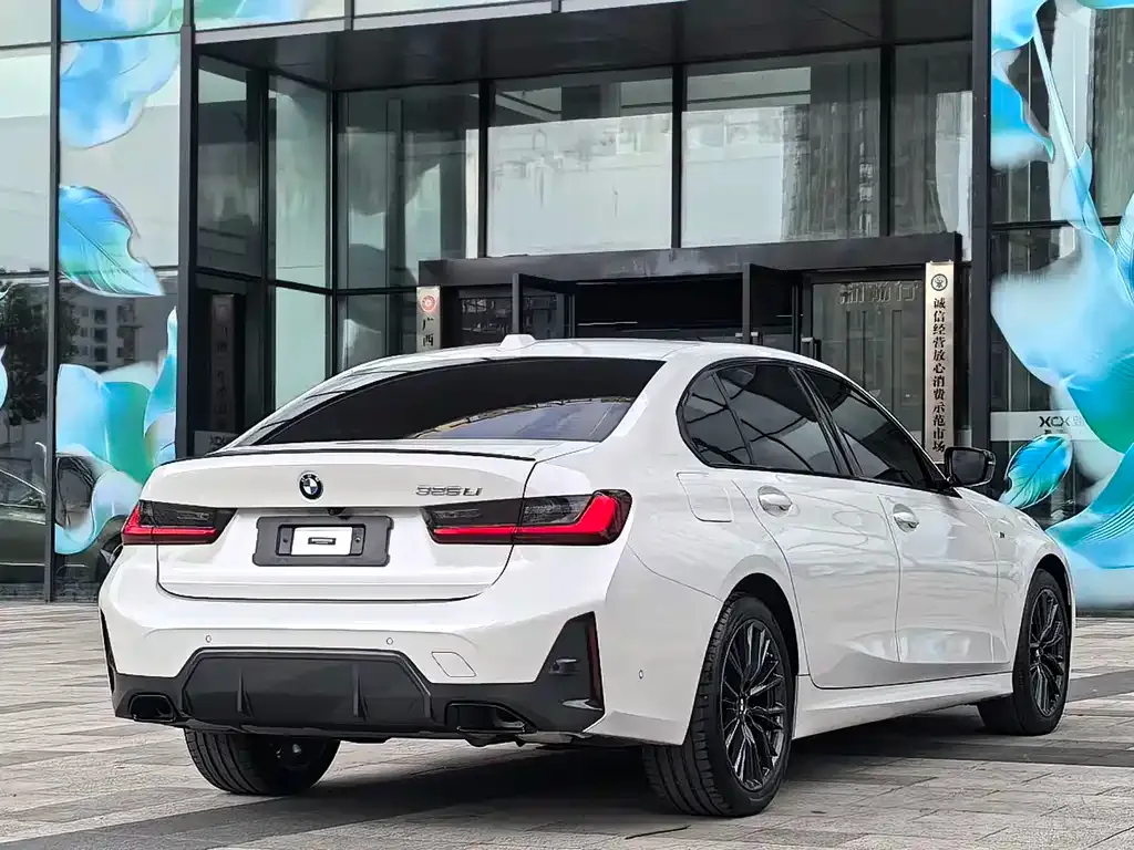 BMW 3 Series — фото 4