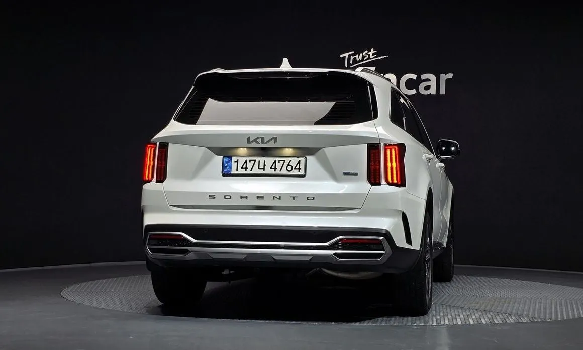 Kia Sorento — фото 3