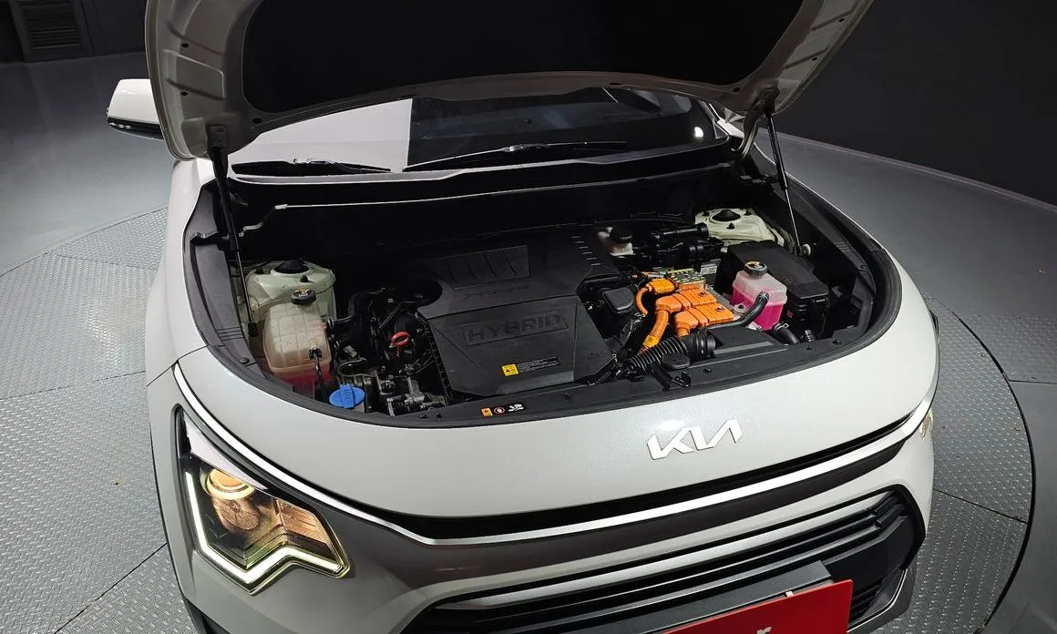 Kia Niro — фото 10