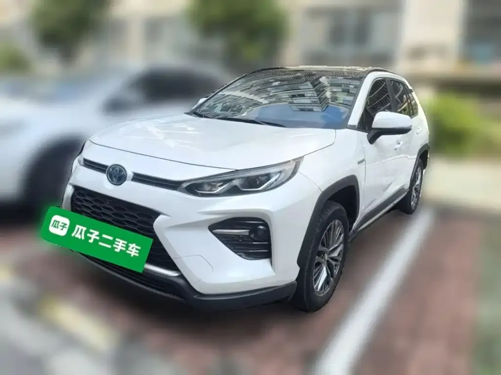 Toyota Wildlander — фото 1
