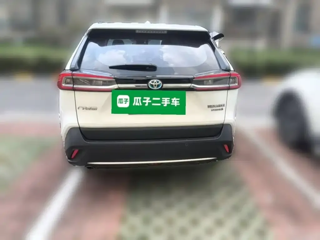Toyota Wildlander — фото 7