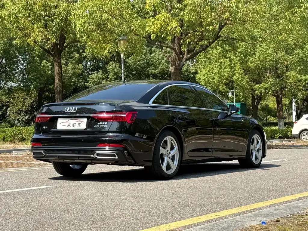 Audi A6L — фото 3