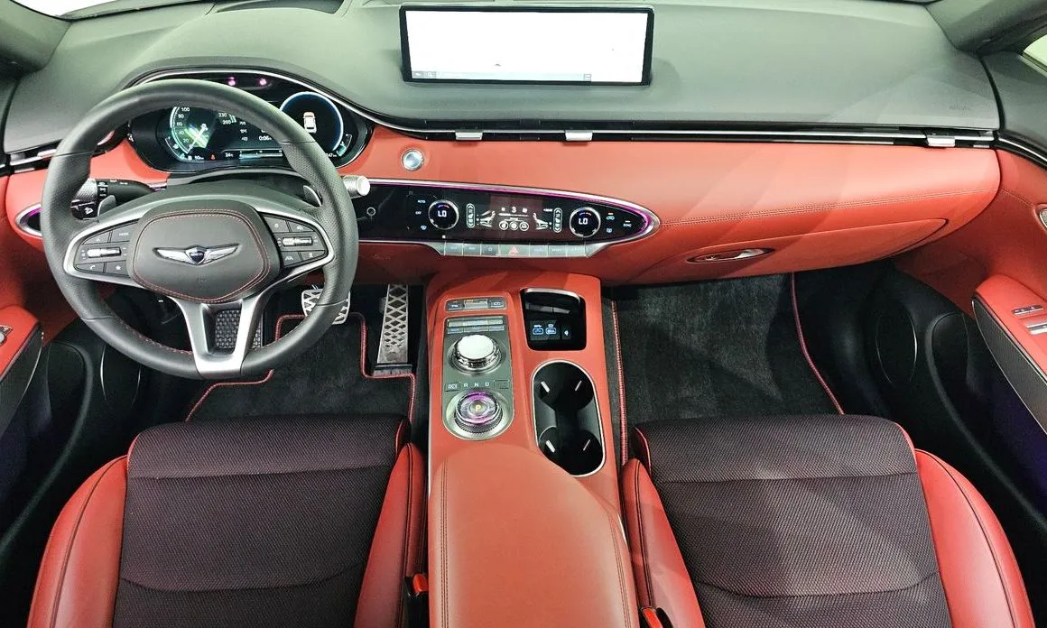 Genesis GV70 — фото 10