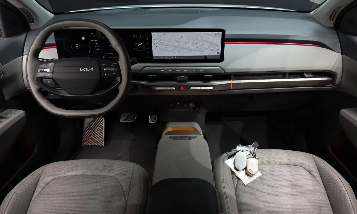 Kia EV3 — фото 8