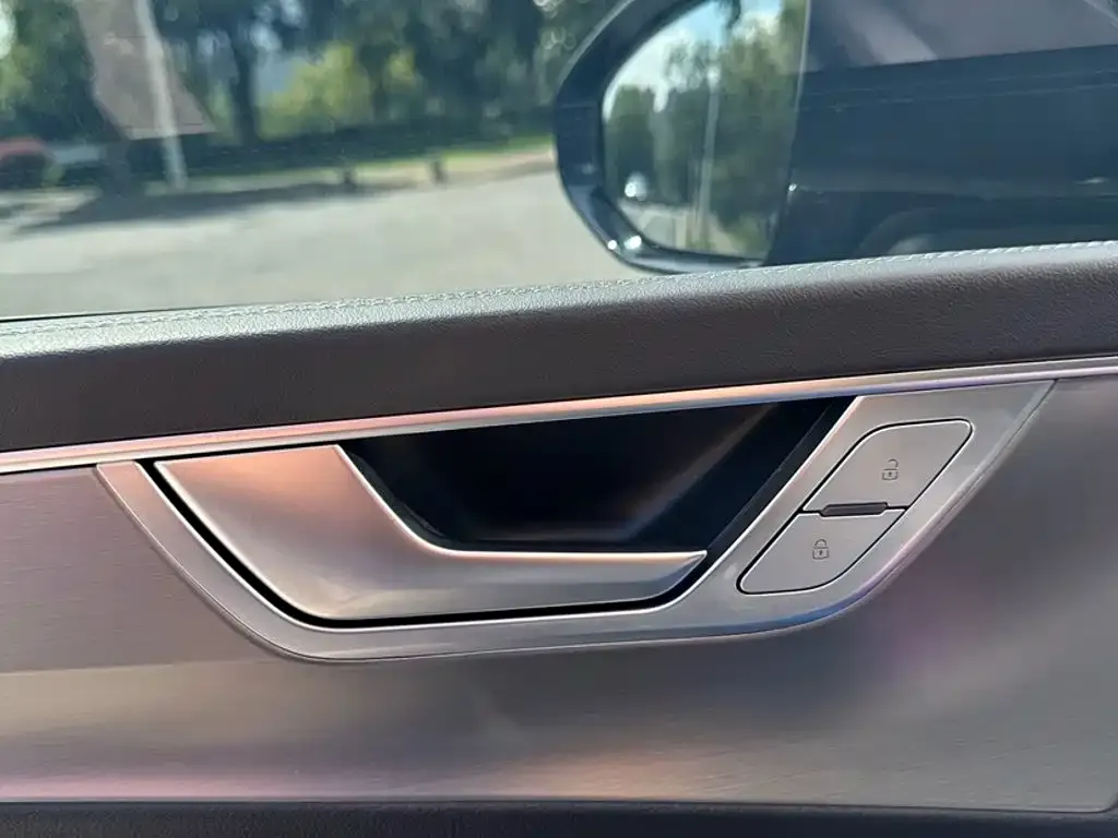 Audi A7L — фото 2