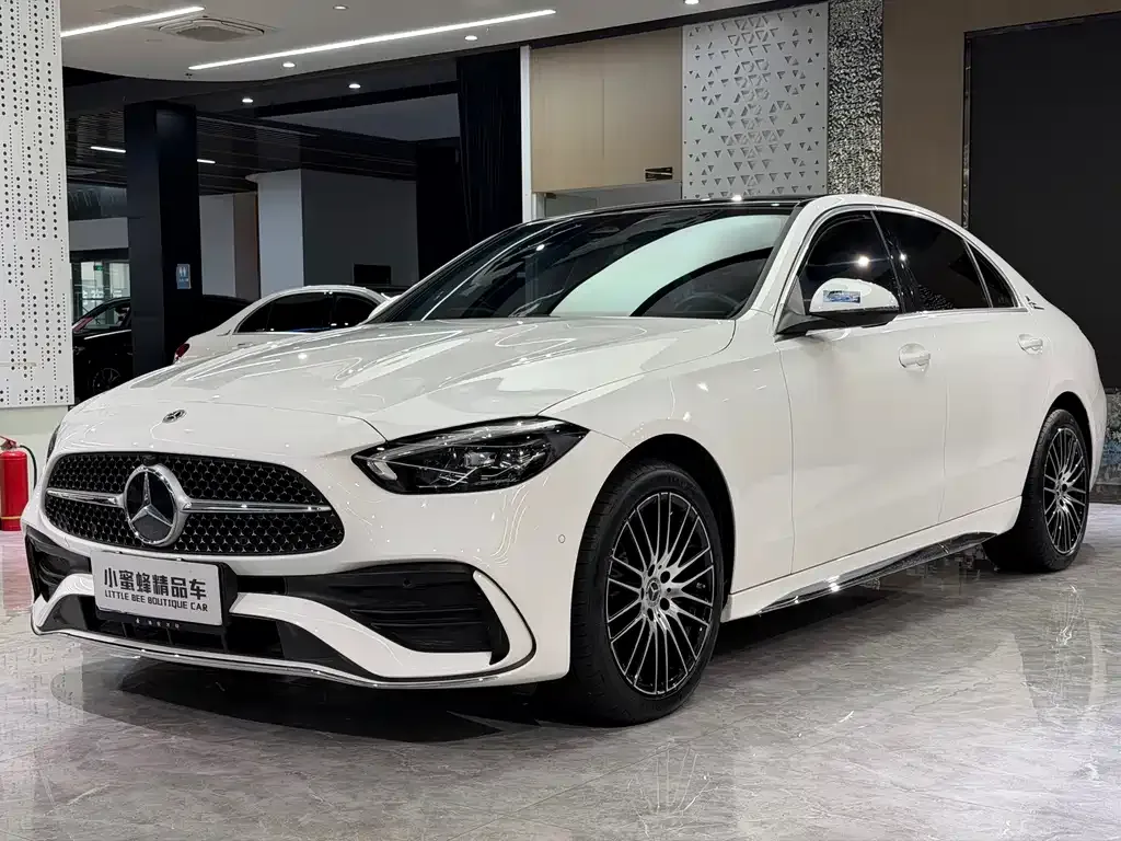 Mercedes-Benz C-Class — фото 1