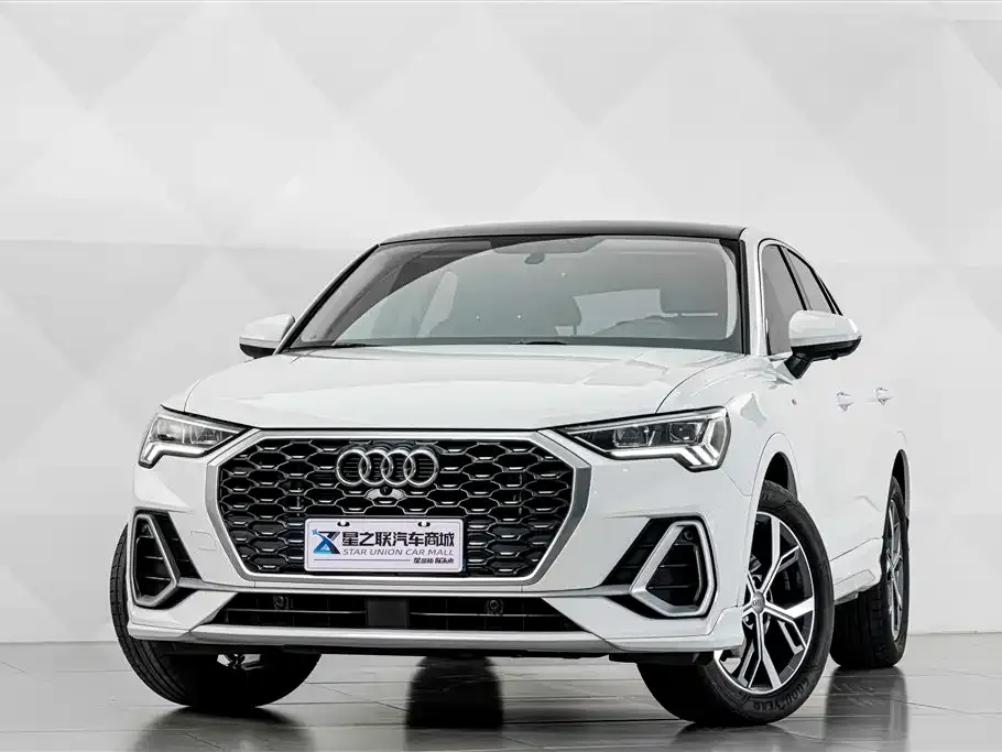 Audi Q3 Sportback — фото 9