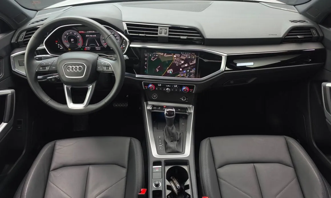 Audi Q3 — фото 10