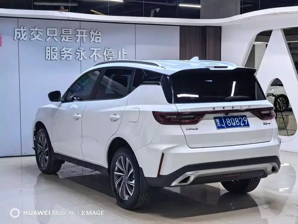 Geely Vision X6 — фото 4