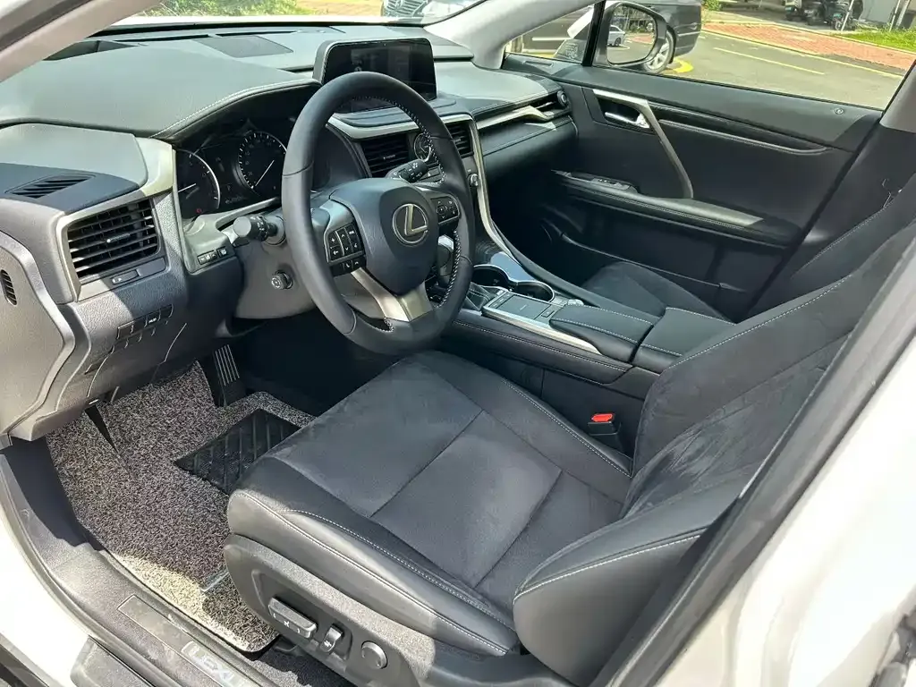 Lexus RX — фото 2