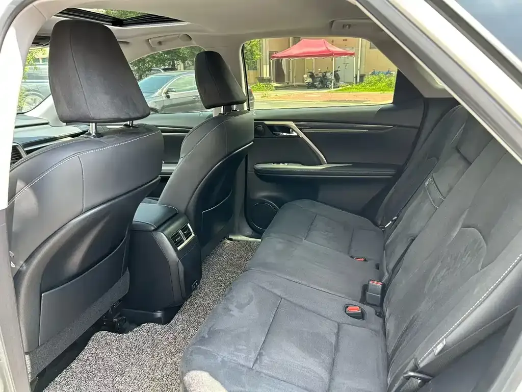 Lexus RX — фото 9