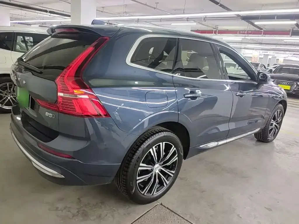 Volvo XC60 — фото 3