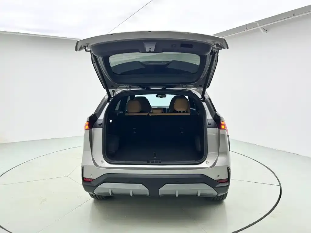 Geely Galaxy L7 — фото 3