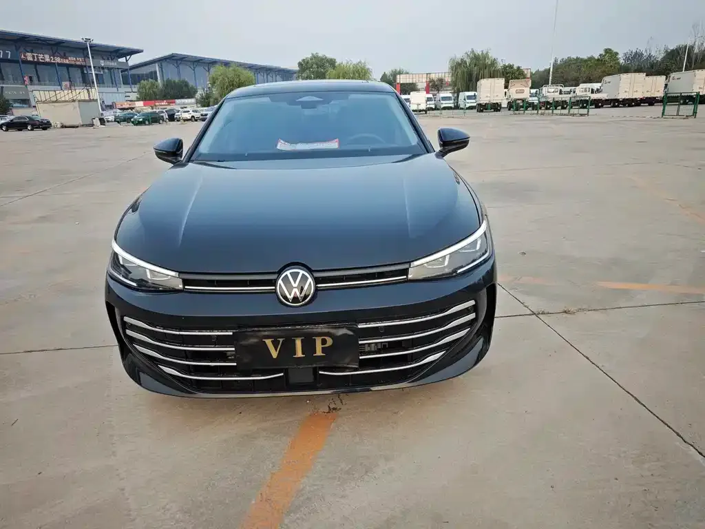 Volkswagen Passat — фото 6