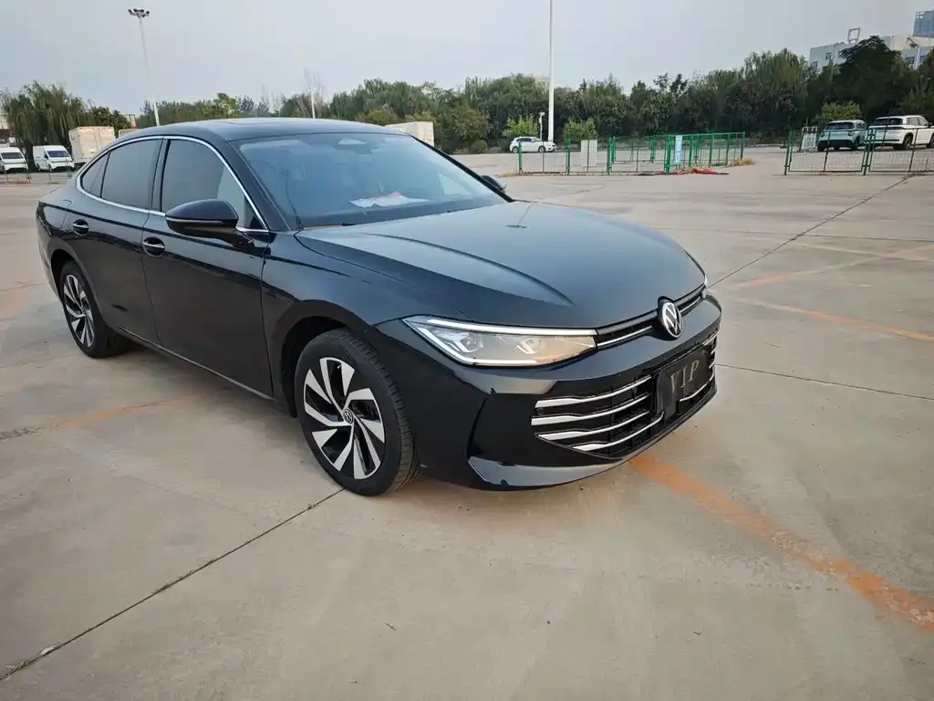 Volkswagen Passat — фото 4