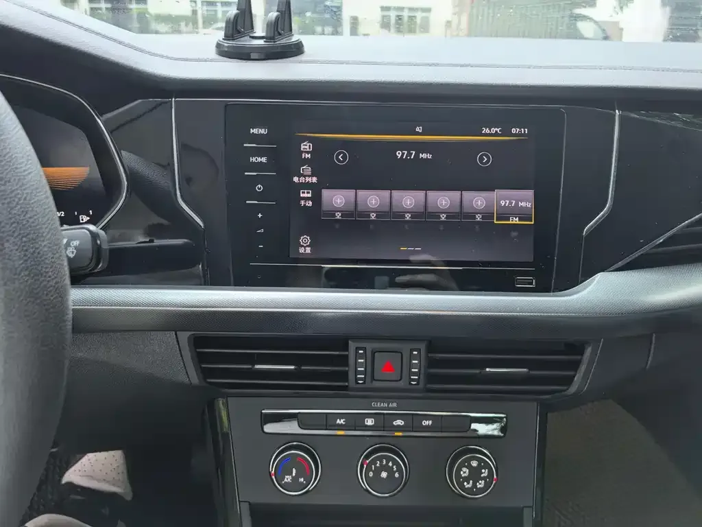 Volkswagen Passat — фото 5