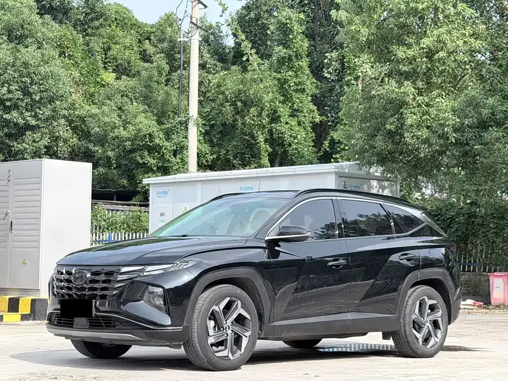 Hyundai Tucson — фото 1