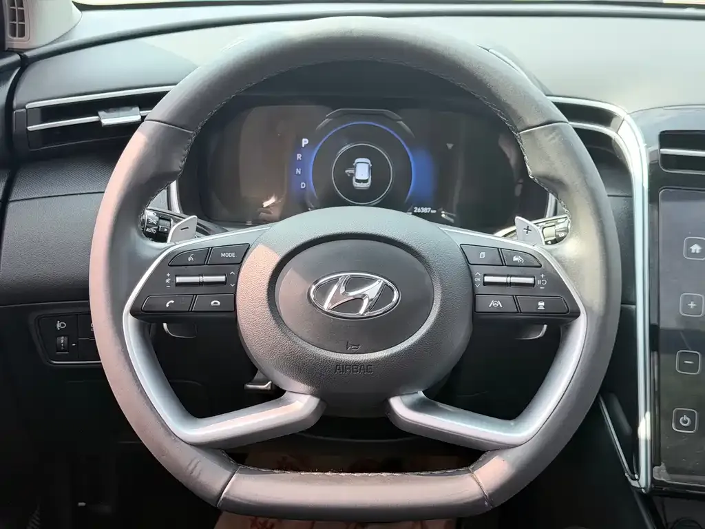 Hyundai Tucson — фото 7