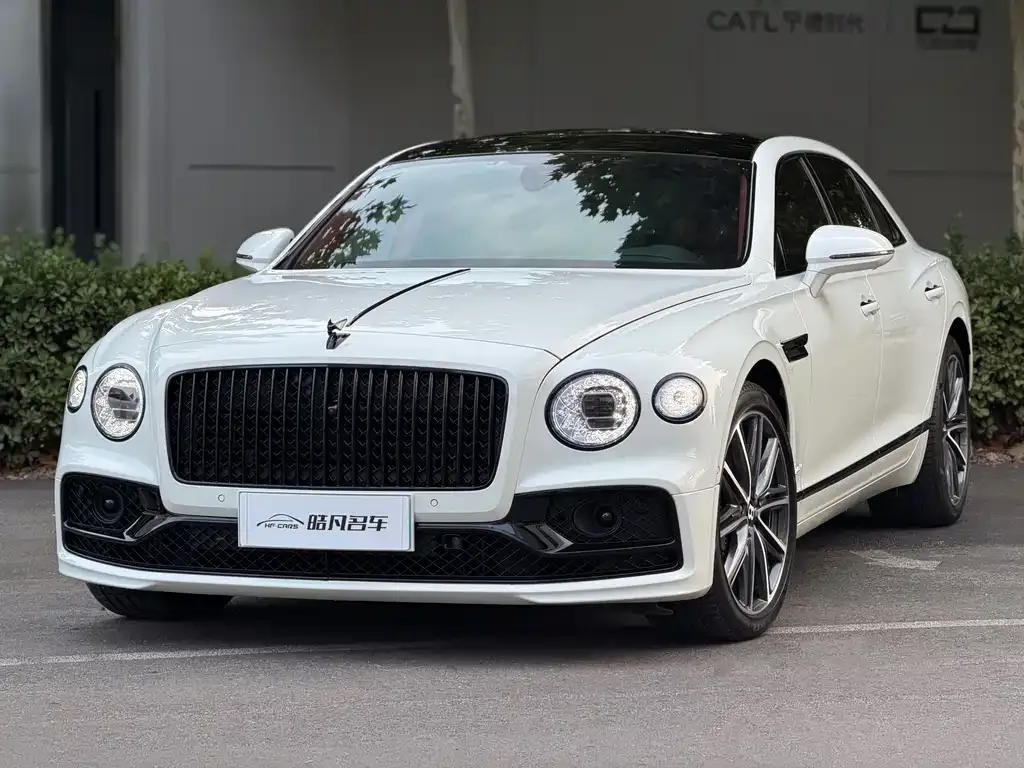 Bentley Flying Spur PHEV — фото 7