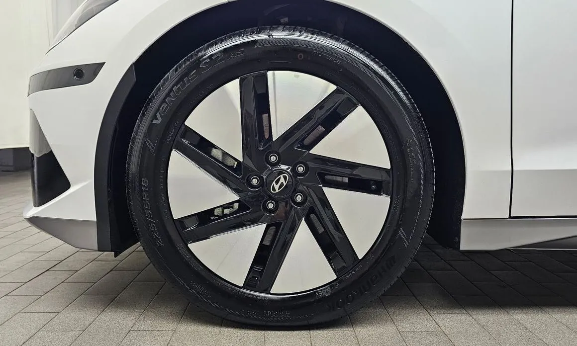 Hyundai Ioniq6 — фото 10