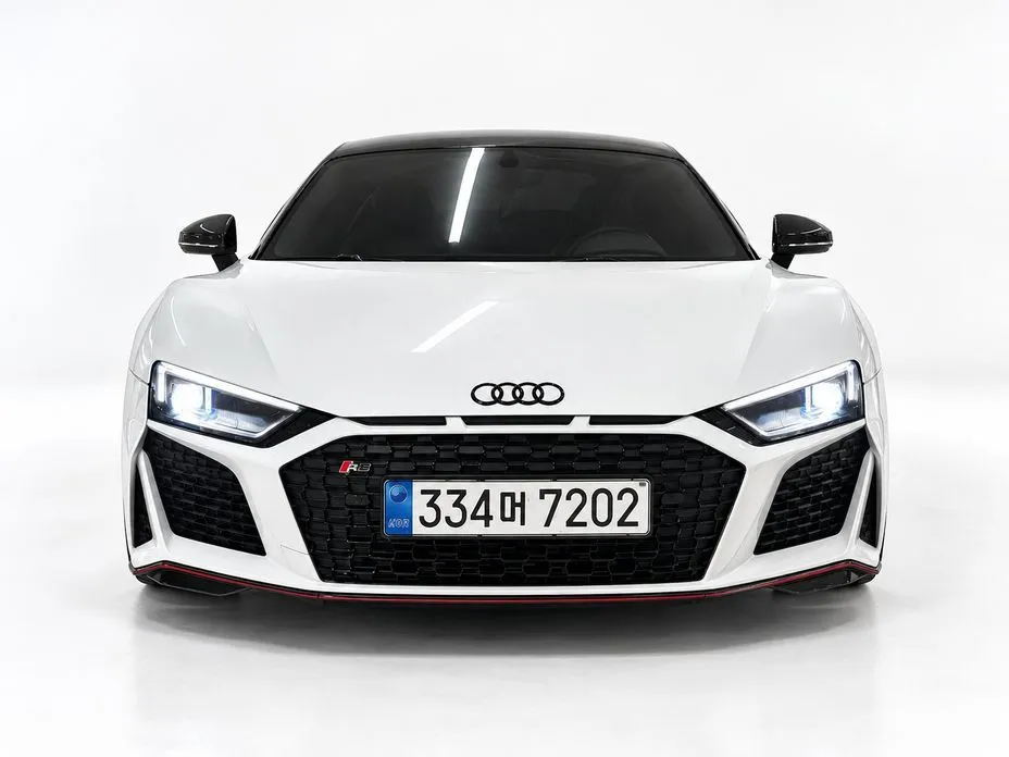 Audi R8 — фото 6