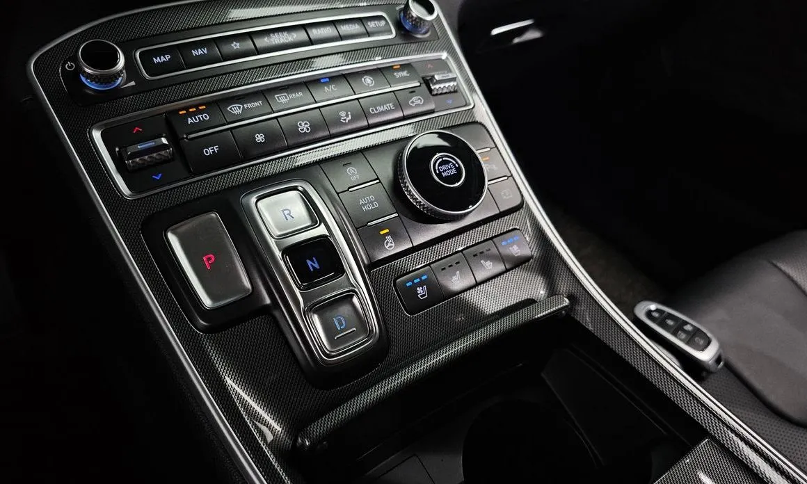 Hyundai Santafe — фото 4