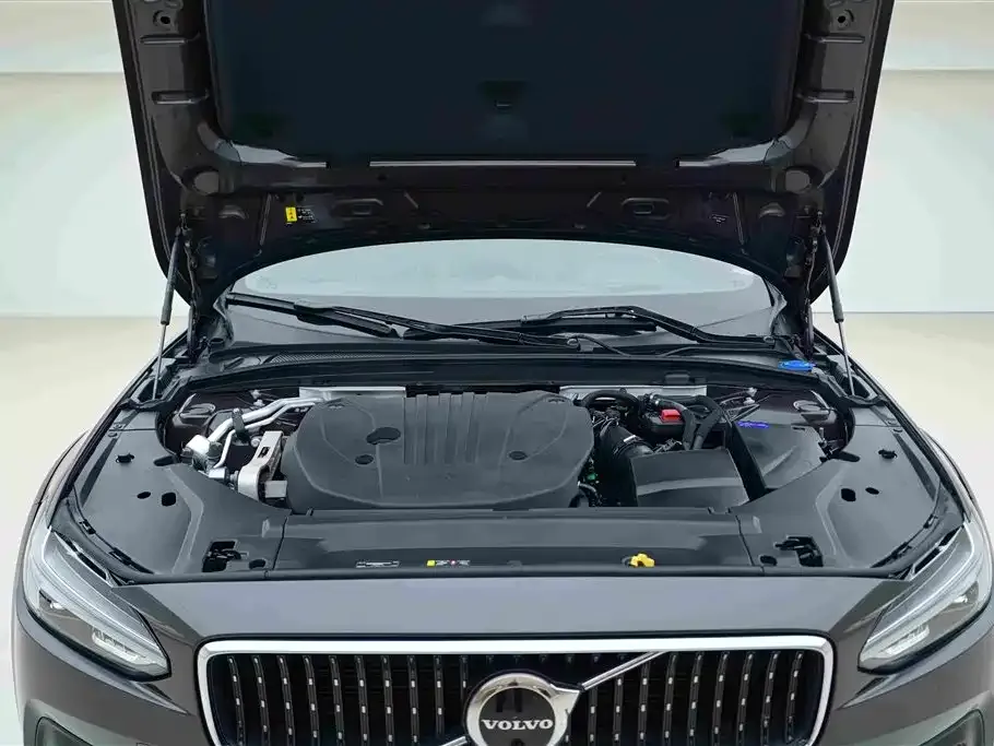 Volvo V90 — фото 9