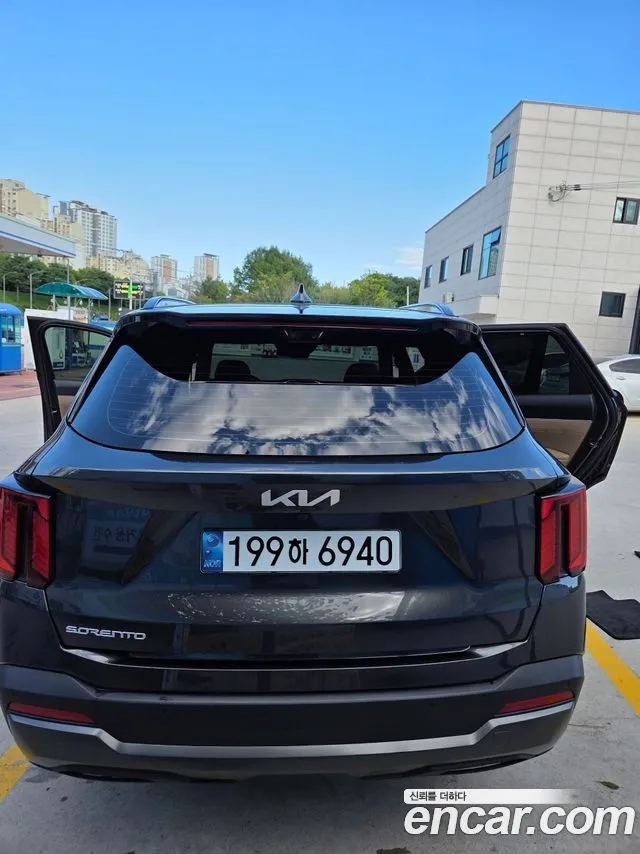 Kia Sorento — фото 6