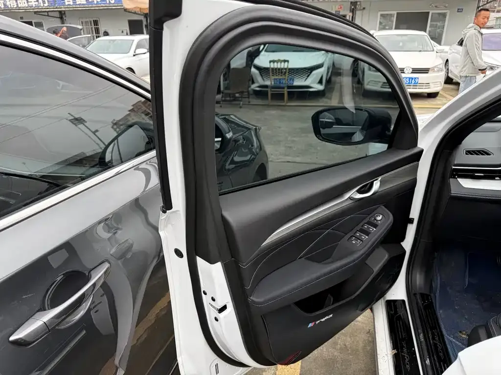 Geely Xingrui — фото 10