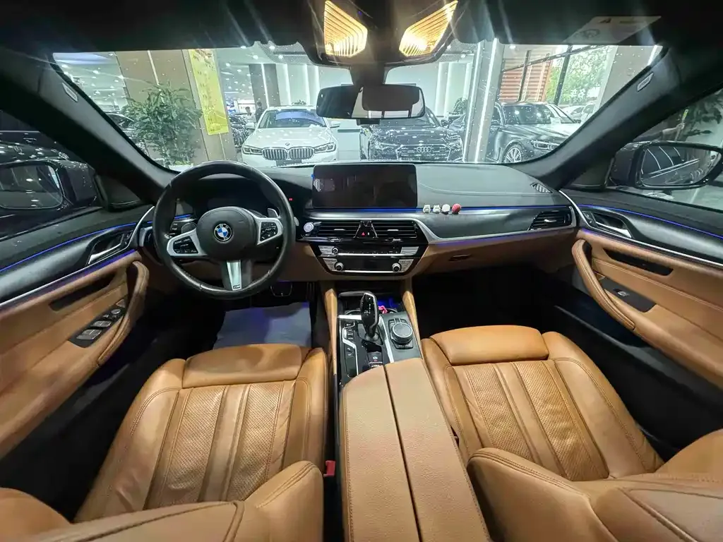BMW 5 Series (Import) — фото 4