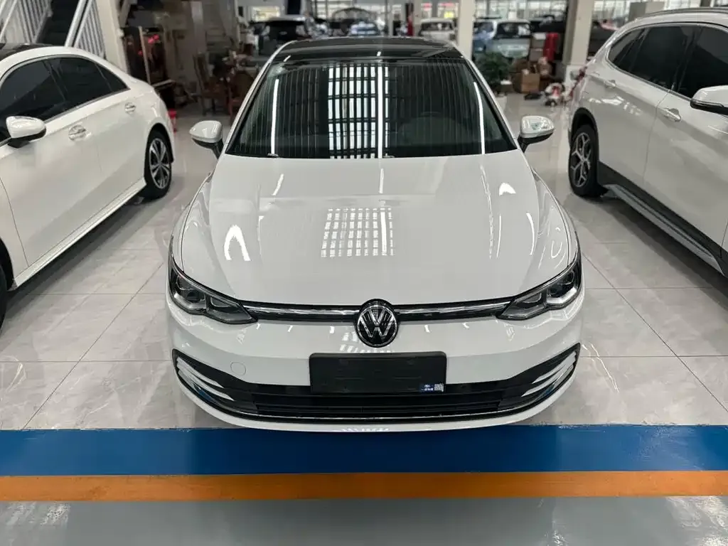 Volkswagen Golf — фото 4