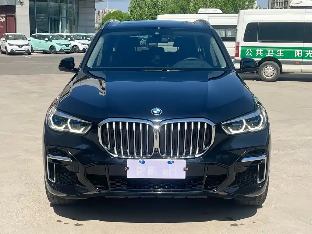 BMW X5 — фото 2