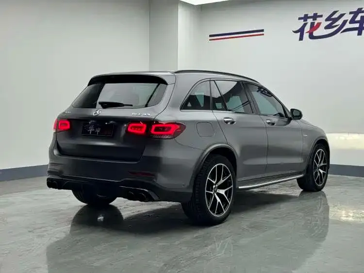 Mercedes-Benz GLC AMG — фото 5