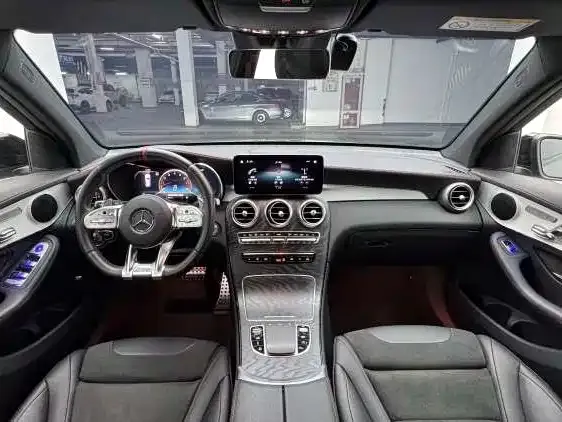 Mercedes-Benz GLC AMG — фото 6