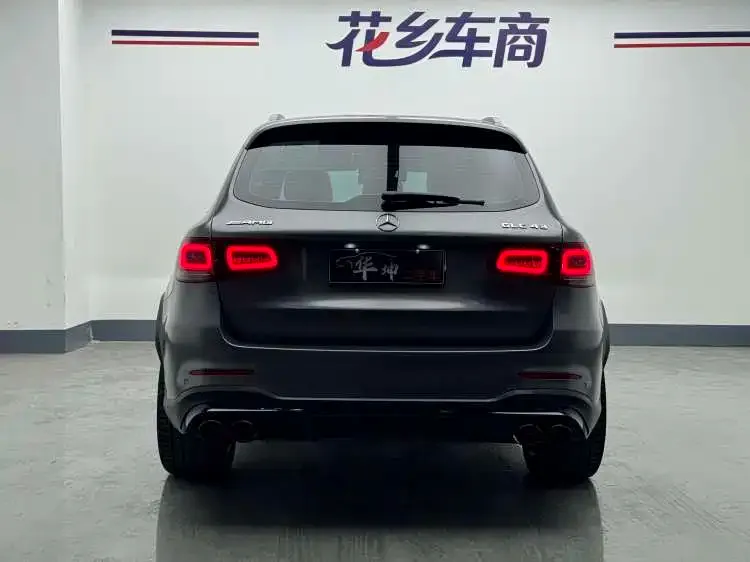 Mercedes-Benz GLC AMG — фото 2