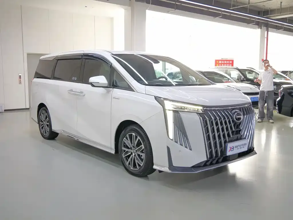 GAC Motor Trumpchi M8 — фото 4