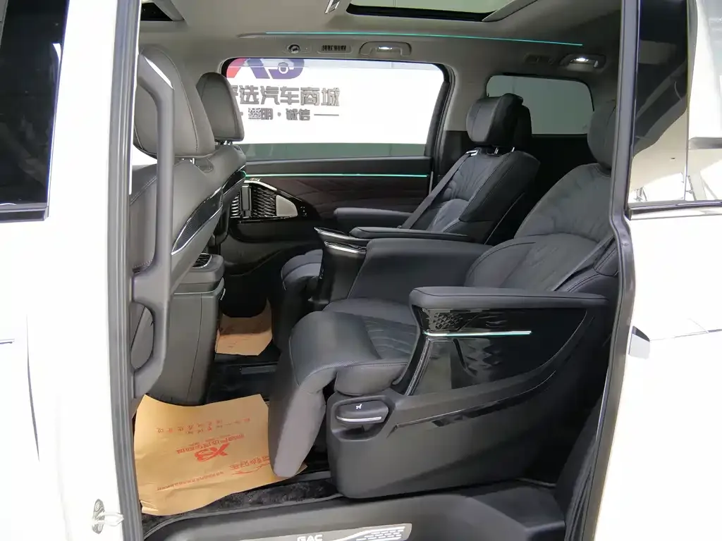 GAC Motor Trumpchi M8 — фото 3