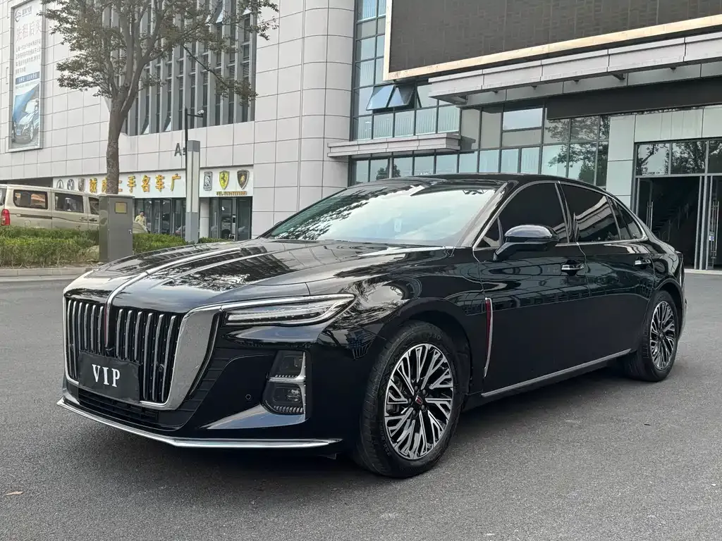 Hongqi H5 — фото 1