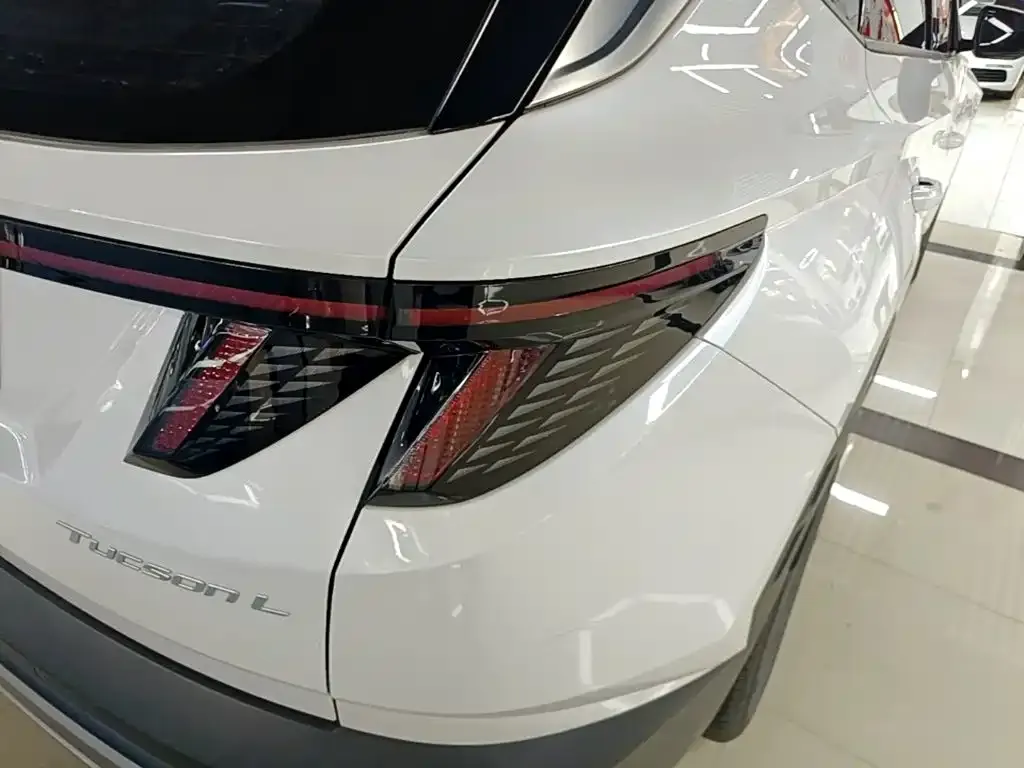 Hyundai Tucson — фото 8