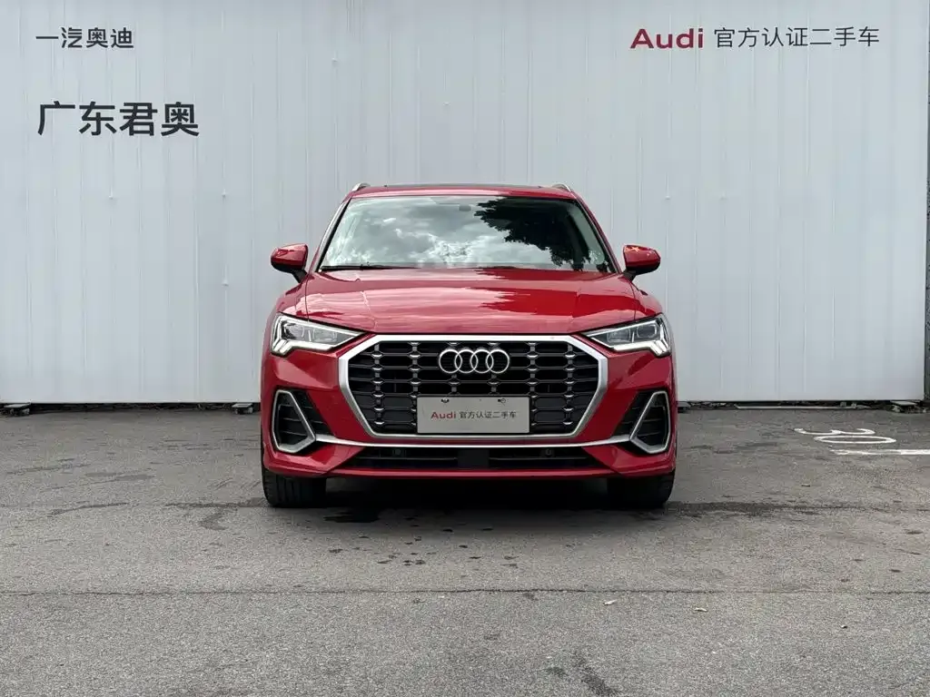 Audi Q3 — фото 6