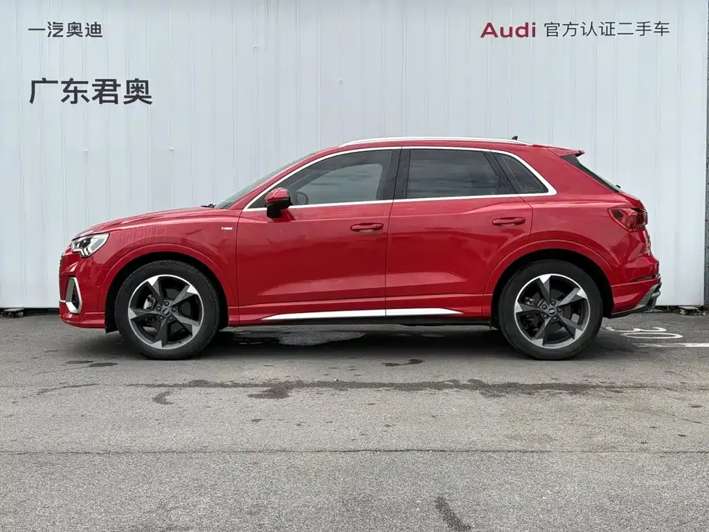 Audi Q3 — фото 4
